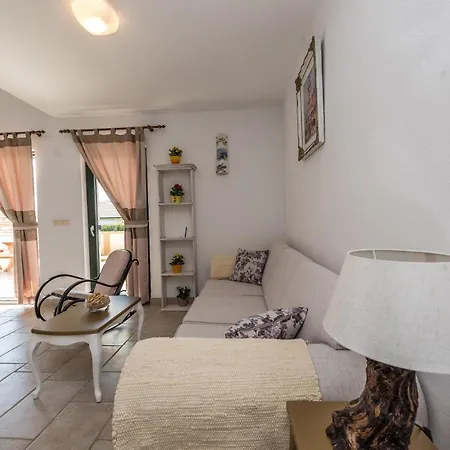 Villa With Pool And Sea View, Next To A Sandy Beach - By Traveler Tourist Agency Krk Id 2219