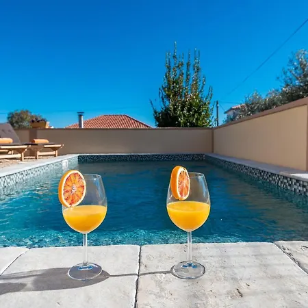 With Pool And Sea View, Next To A Sandy Beach - By Traveler Tourist Agency Krk Id 2219