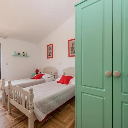 With Pool And Sea View, Next To A Sandy Beach - By Traveler Tourist Agency Krk Id 2219 Villa *