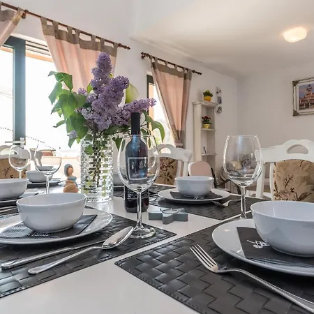 With Pool And Sea View, Next To A Sandy Beach - By Traveler Tourist Agency Krk Id 2219 Villa *