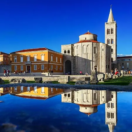 With Pool And Sea View, Next To A Sandy Beach - By Traveler Tourist Agency Krk Id 2219 Vila Privlaka (Zadar)